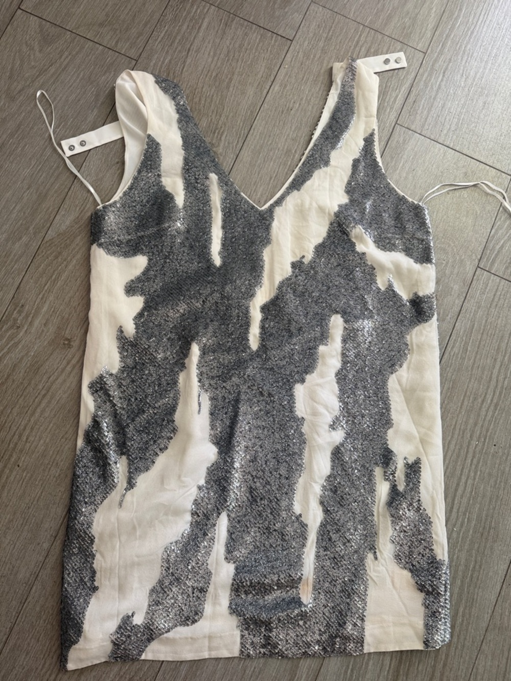 Robert Rodriguez White and Silver Sequin V-Neck Mini Dress